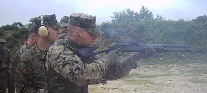 22 SAS and the Benelli M4 Shotgun 22 SAS and the Benelli M4 Shotgun
