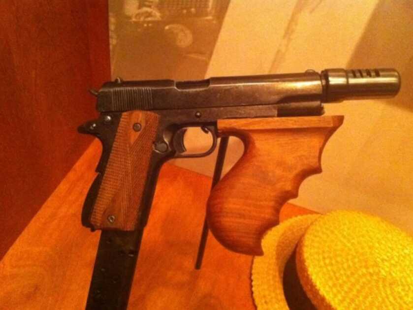 1911 Baby Machine Gun and the Baby Faced Monster: Lester Gillis