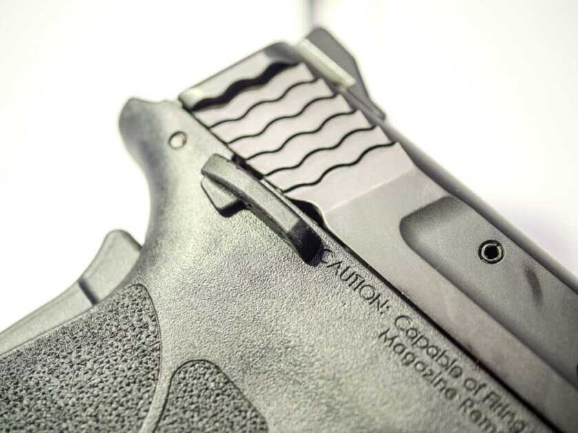 Ideal For Every Shooter: Smith & Wesson's M&P9 Shield EZ - SHOT Show 2020 Ideal For Every Shooter: Smith & Wesson's M&P9 Shield EZ - SHOT Show 2020