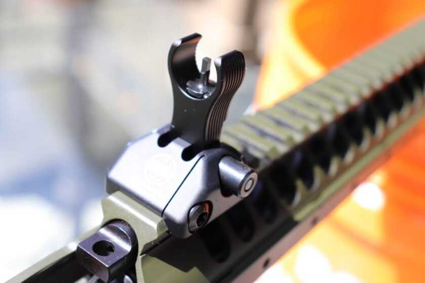 Clay’s COVID-19 Gun Buying Guide for Noobs Part IV: Dinosaur Tech and Space Age Sights Clay’s COVID-19 Gun Buying Guide for Noobs Part IV: Dinosaur Tech and Space Age Sights