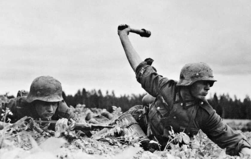 Frag Out! High Explosive Snowballs