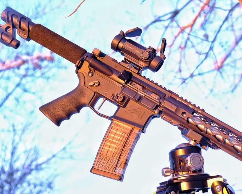 Primary Arms SLx 1x Compact Prism Scope: All the Positives of a Red Dot with None of the Negatives Primary Arms SLx 1x Compact Prism Scope: All the Positives of a Red Dot with None of the Negatives
