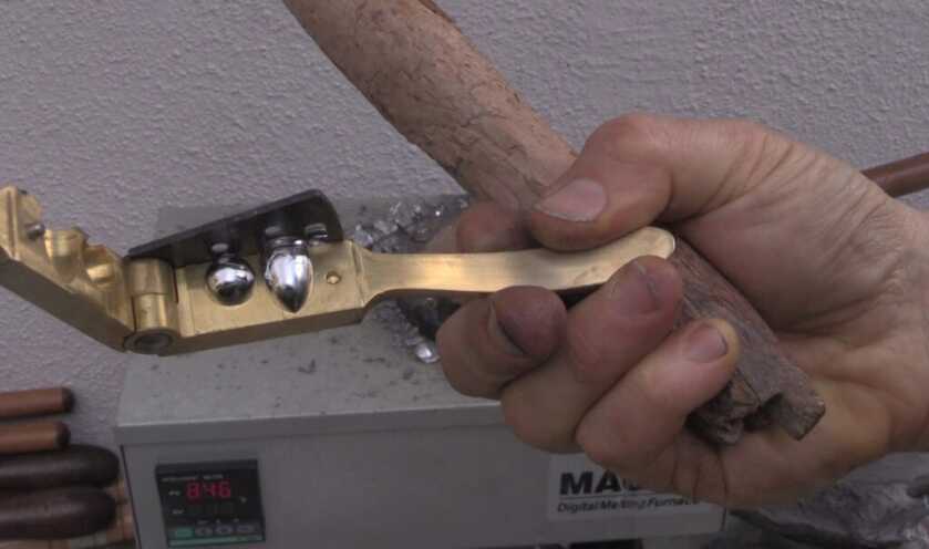 Casting Balls and Bullets for Black Powder Pistols Casting Balls and Bullets for Black Powder Pistols