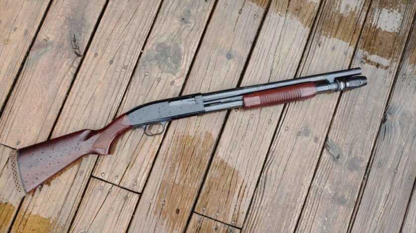 Old School Cool; Mossberg 500 Retrograde Old School Cool; Mossberg 500 Retrograde