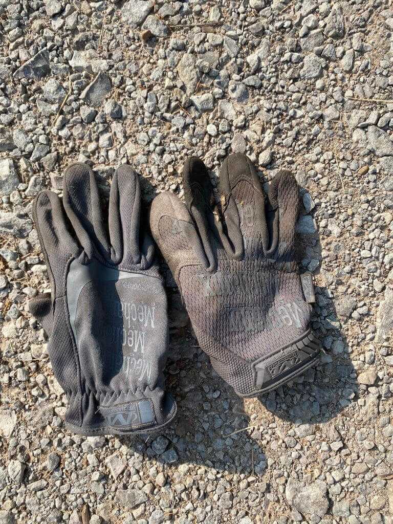 Gloves: All Summer Long Gloves: All Summer Long