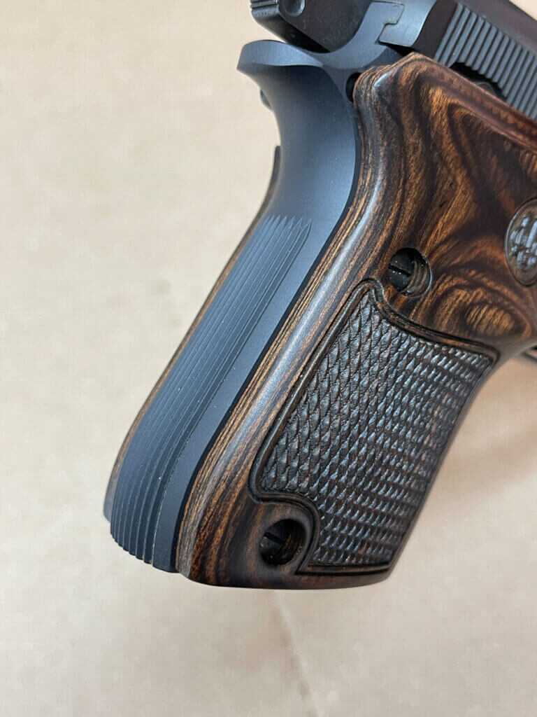 Beretta’s 21A Bobcat Covert – Bond Approved Beretta’s 21A Bobcat Covert – Bond Approved