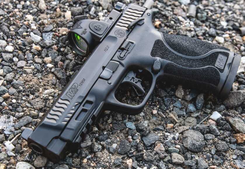 Smith & Wesson Goes to 10mm with New M&P Pistols Smith & Wesson Goes to 10mm with New M&P Pistols