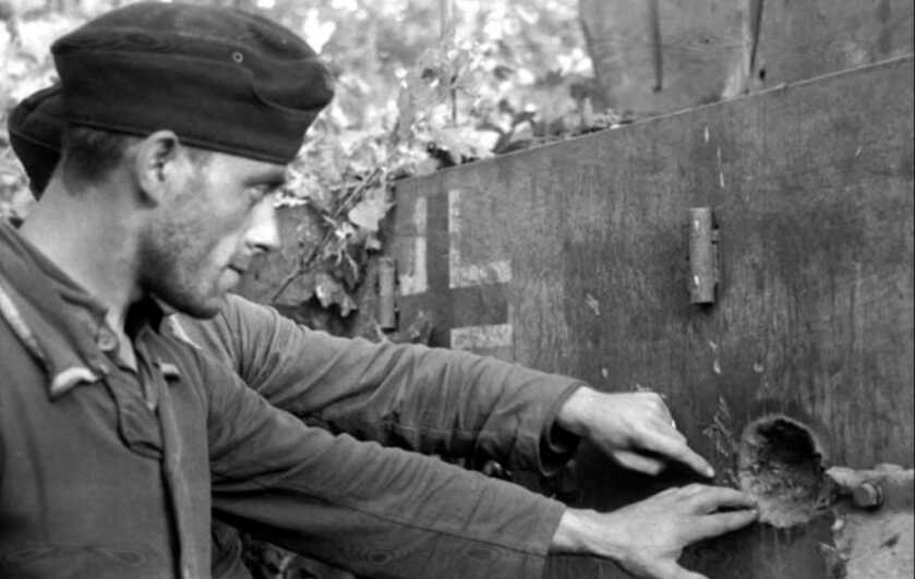 Oberscharführer Franz Staudegger and the Origins of the Tiger Legend Oberscharführer Franz Staudegger and the Origins of the Tiger Legend