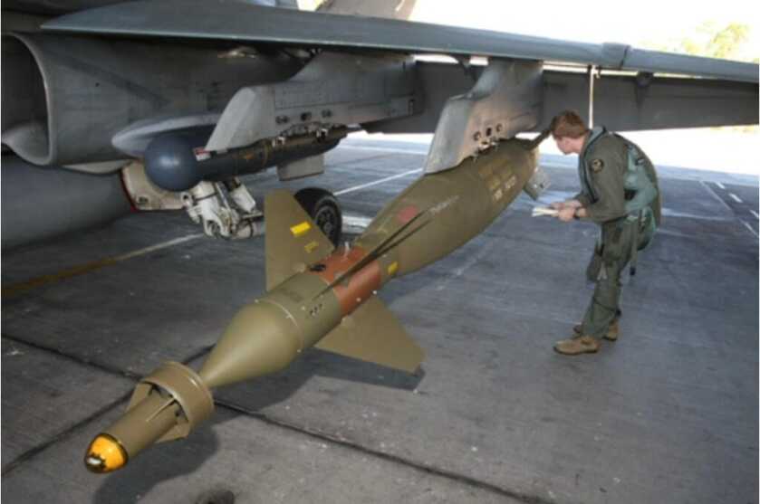 USAF F-15E versus Iraqi Mi-24: Can't We All Just Be Friends?