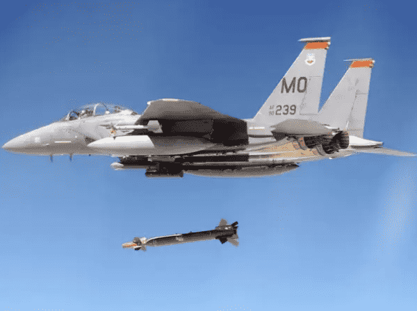 USAF F-15E versus Iraqi Mi-24: Can't We All Just Be Friends?