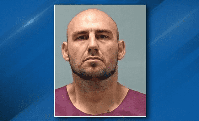 Partially Blind Man Defends Himself, Shoots Burglar in the Rear-End Partially Blind Man Defends Himself, Shoots Burglar in the Rear-End