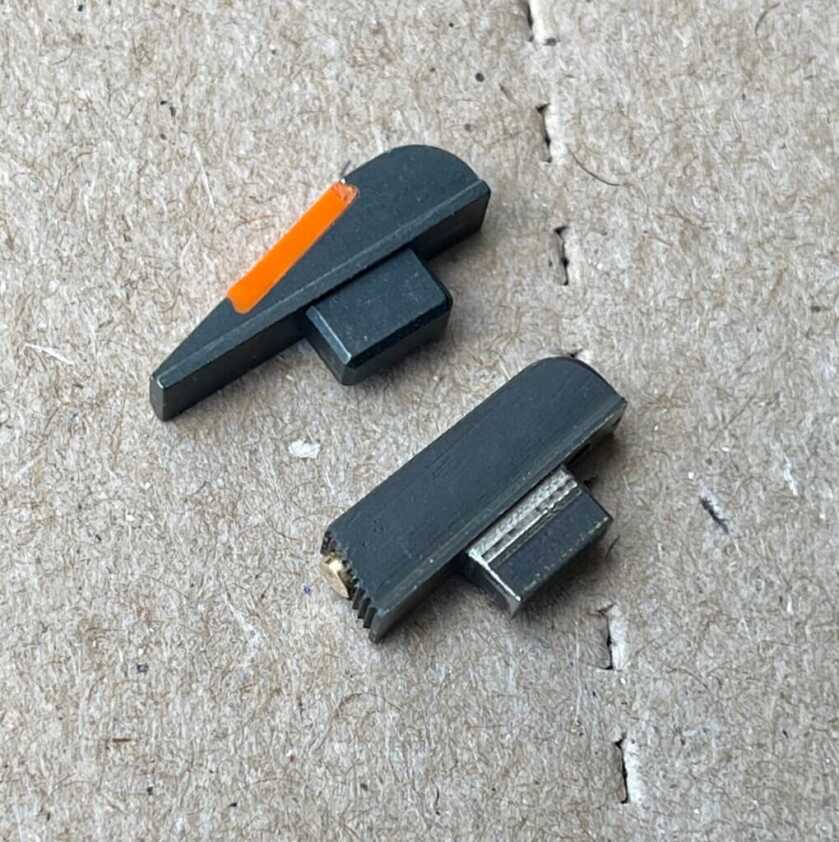 Perfecting the Colt Python Colt Python factory front sight compared with Harrison Snake Sight blade