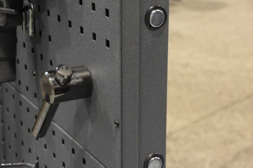 Hornady Square-Lok and SnapSafe Premium Vault Doors -- SHOT Show 2023 Hornady Square-Lok and SnapSafe Premium Vault Doors -- SHOT Show 2023