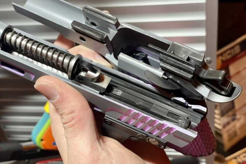 1911 That Takes Glock Mags?! Introducing the Stealth Arms Double-Stack 1911 Platypus -- SHOT Show 2023 1911 That Takes Glock Mags?! Introducing the Stealth Arms Double-Stack 1911 Platypus -- SHOT Show 2023