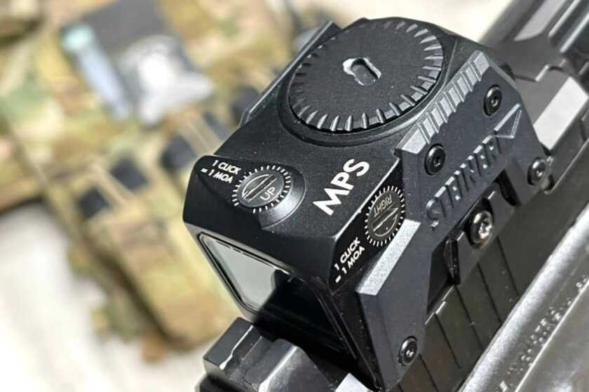 Steiner MPS: Enclosed-Emitter Micro Pistol Sight Review Steiner MPS close-up of wind and elevation adjustments