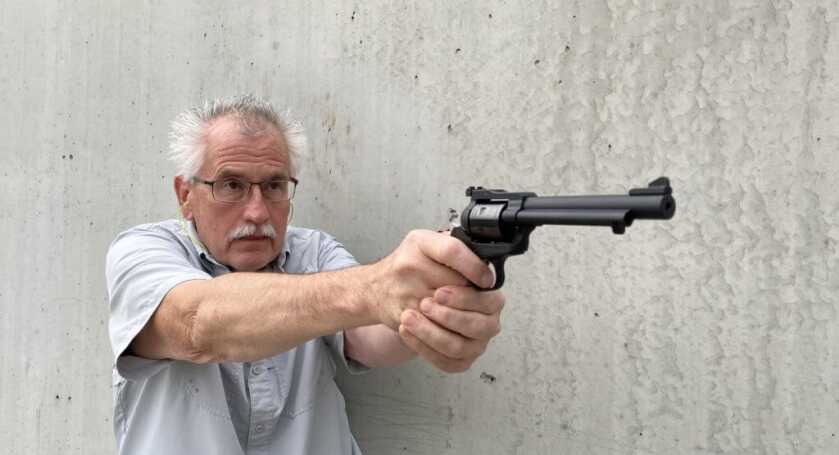 0 -- One Gun, Two Rimfires: Ruger’s Super Wrangler Man shooting Super Wrangler revolver