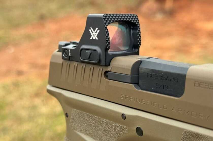 Springfield Armory FDE Hellcat Pro OSP Threaded 9mm Pistol Review Optic ready Hellcat Pro OSP slide
