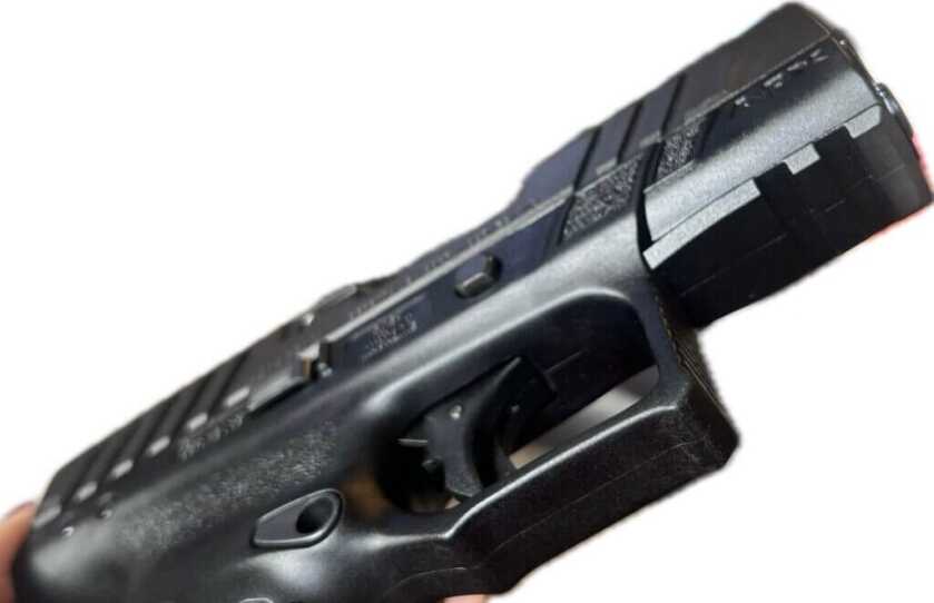 Beretta A1 bottom view to show pic rail