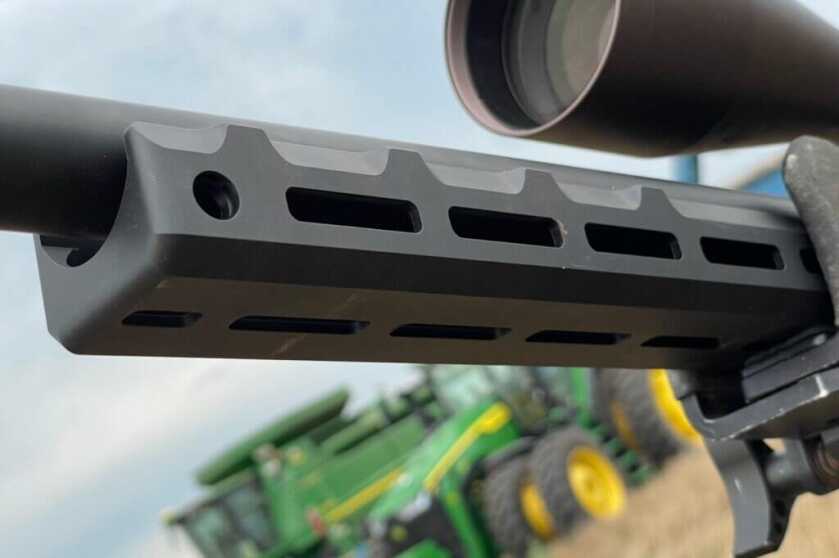The Seekins Precision Havak HIT Pro hand guard