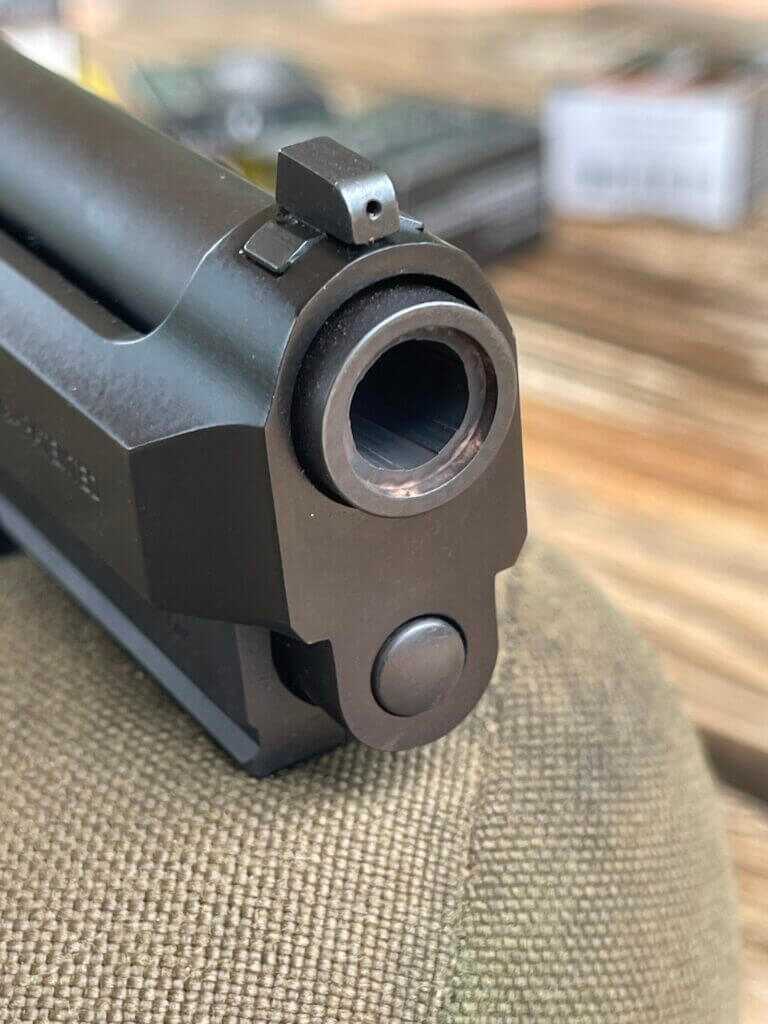 Recessed crown Beretta pistol barrel
