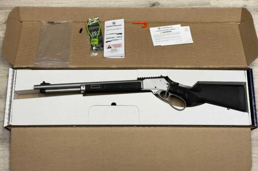 Smith & Wesson Model 1854 .44 Magnum rifle with the factory manual, Picatinny rail, and included gun lock