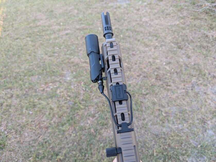 weaponlight with accessories 