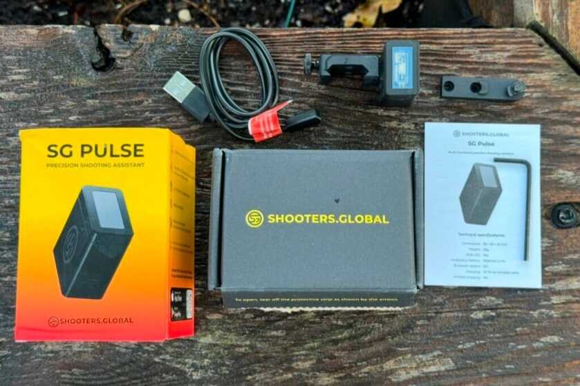 SG PULSE unboxed on aged wood