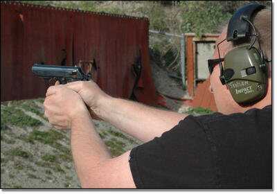 The LCP is surprisingly easy to shoot when you consider its weight. That doesn’t mean you’ll want long range sessions with it though. The LCP is surprisingly easy to shoot when you consider its weight. That doesn’t mean you’ll want long range sessions with it though.