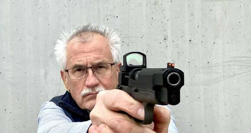3 -- A Solid Micro Reflex, Reasonably Priced: The Samaritan &nbsp;&nbsp;