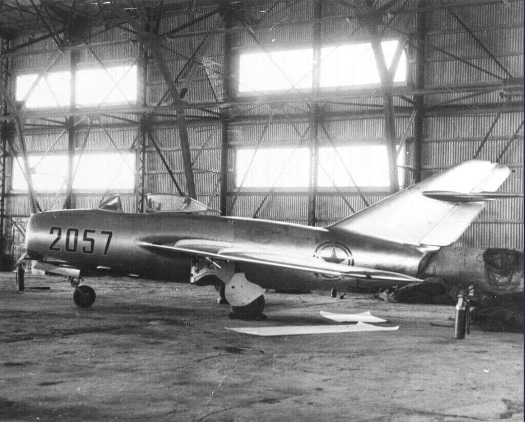 old war plane