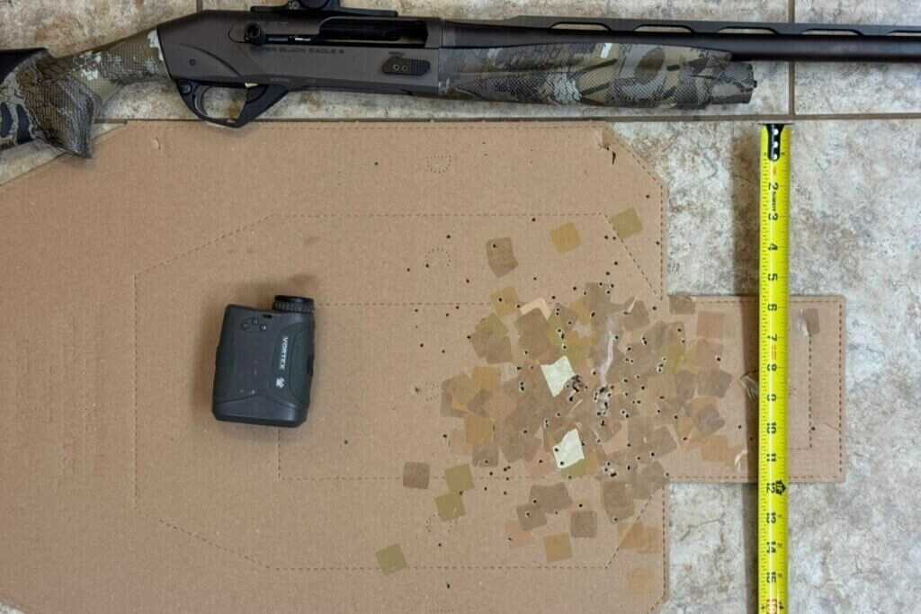 Benelli Super Black Eagle 3 A.I. BE.S.T. pattern test target at 20 yards with full choke
