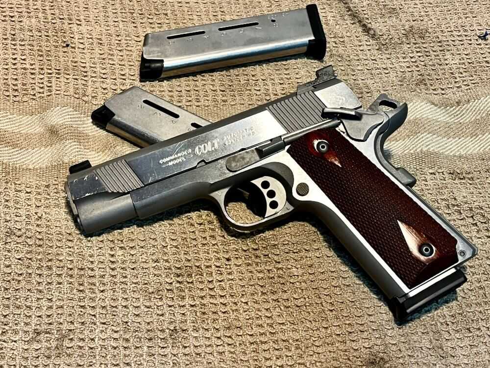 Colt Combat Commander 1911 single action hammer fired pistol