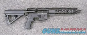 Radical Firearms RF-15, 10.5" barre...