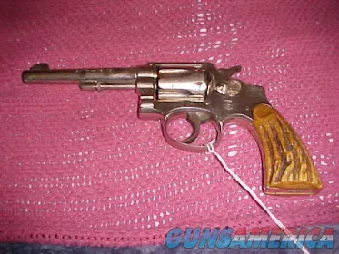 Smith & Wesson 6-shot .38 Special ni...