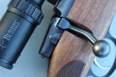CZ 557