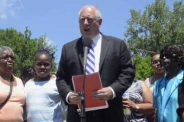 Illinois Gov. Pat Quinn wants to ban these to fight gun violence Illinois Gov. Pat Quinn was in Chicago, near the Morgan Park neighborhood, on Sunday advocating for tougher gun laws. (Photo: Early & Often)