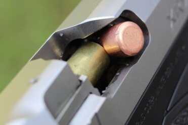Boberg XR9-S The Bullpup Pistol Review What happens when things go wrong? The Boberg rips the bullet from the shell. Not inherently dangerous, unless it happens during a firefight.