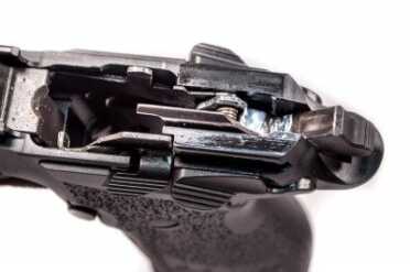 Sig Sauer's Single Action Sensation: The P226 Elite SAO The guts.