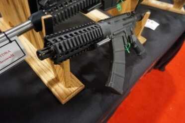 AR Pistol 7.62x39 Takes AK Mags! - MGI Hydra -SHOT Show 2015 Will this 7.62x39 have the same reliability issues that other hybrid AR platforms have?