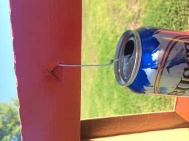 The Right Now Range comes with the string hangers too. 