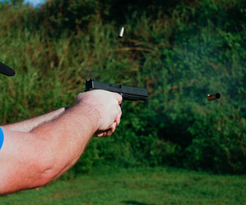 Bigger is Better: Glock 40 GEN4 MOS 10MM Two cases in the air, and two shots on target. The GLOCK 40 can be both fast and accurate.