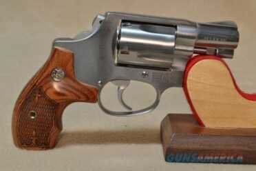 Blannelberry Gets His Concealed Carry Permit: Ep. 2: ‘What Gun to Carry?’ Smith & Wesson Model 60 revolver, caliber .38 special, with a 2 inch barrel. This is a model 60-7, early 1990s production. The Model 60 is a stainless double action revolver with a 5 shot cylinder for sale on GunsAmerica.