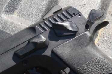 IWI's Pistol, the Jericho 941--9mm Overkill The controls are prominent and easy to reach without substantial shifting of your grip.