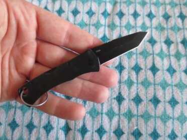 SOG's Micron II: Keychain Knife What the MIcron II looks like in the hand. Trust me, it's a small knife!