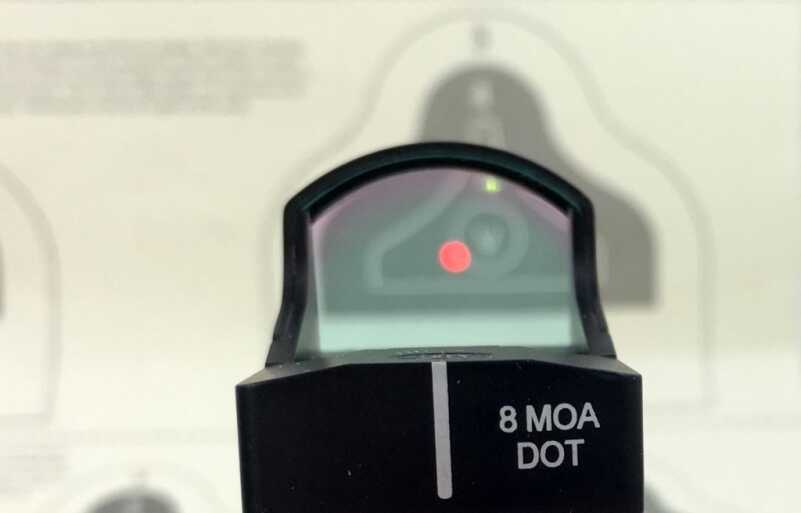 Optics Buying Guide: Iron Sights, Red Dots, and Scopes Using a zero magnification red dot sight like this Burris FastFire 3 supports your natural tendency to focus on the target and there are not three different focal points (front sight, rear sight, and target) to worry about.