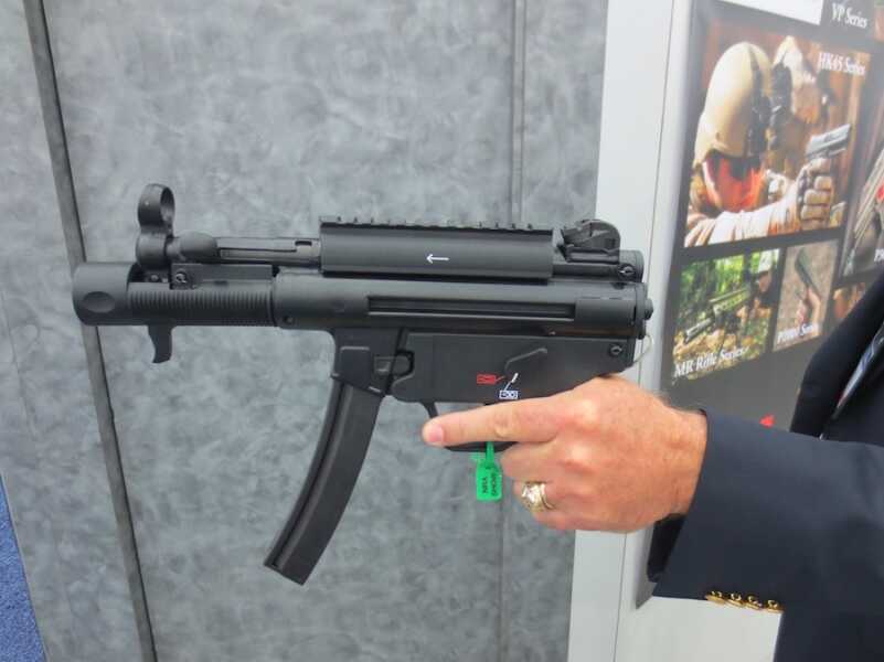 Heckler & Koch Unveils Semi-Auto SP5K, New VP9 in FDE -- NRA 2016 HK11