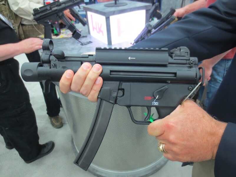 Heckler & Koch Unveils Semi-Auto SP5K, New VP9 in FDE -- NRA 2016 HK13
