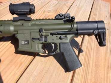 LWRC IC-PDW—5.56mm Close Quarters Combat System The controls of the IC-PDW will be familiar to those who have run AR-based firearms. Note the ambi mag release.