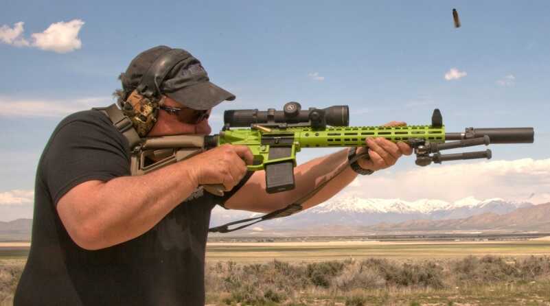 The Grunt carbine from Erathr3 provides sub-MOA performance in an ultralight 4.7-pound package.