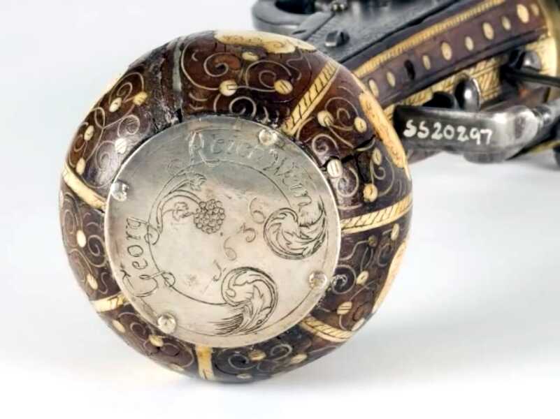 The World's Oldest Revolver, Made in 1597 oldest revolver 5